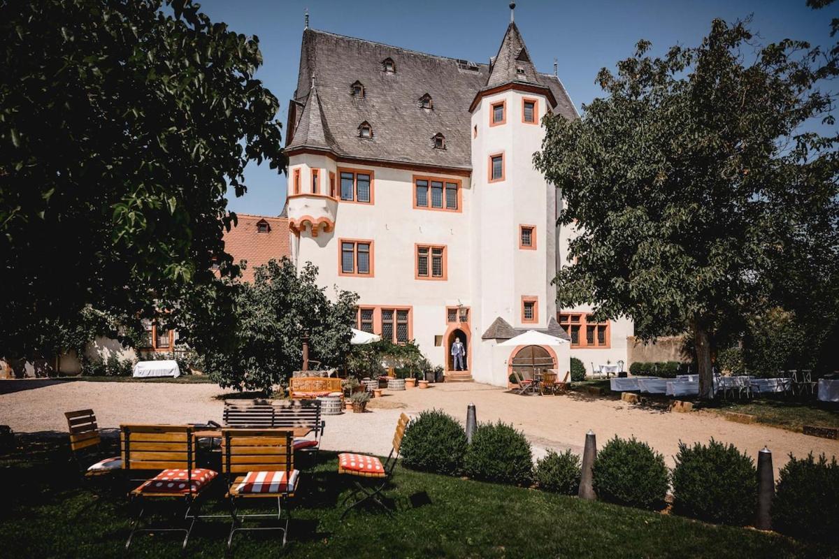 Schloss Schoenborn Geisenheim Eksteriør billede